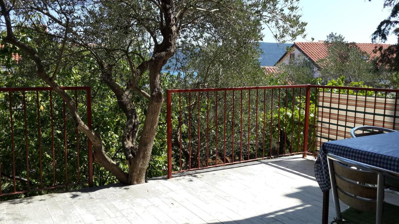 Apartment Valun 386A Exterior photo